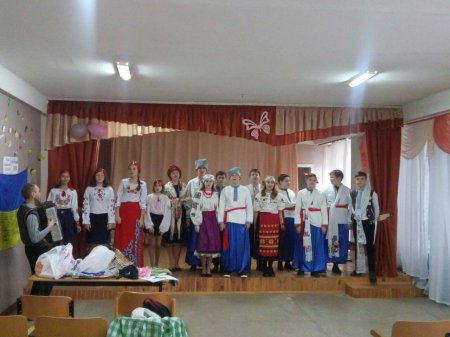 Шкільний етап огляду-конкурсу "Молоді таланти Чернігова" у номінації "Фольклор" відбувся у ЗНЗ № 24