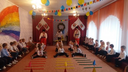У ДНЗ №2 12.10.2017 відбувся фестиваль «Козацькому роду нема переводу»