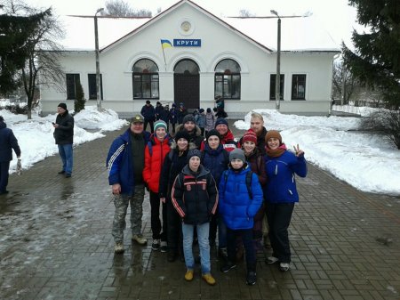 Гуртківці Центру ТОВРДМ відвідали меморіальний комплекс «Пам’яті героїв