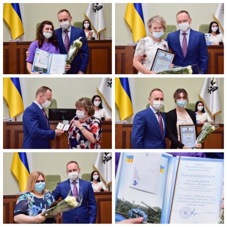 Міський голова вручив почесні відзнаки вчителям шкіл Чернігова