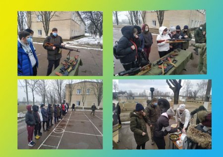 Здобувачі освіти 10 класу НВК 16 відвідали військову частину А3082 Національної гвардії